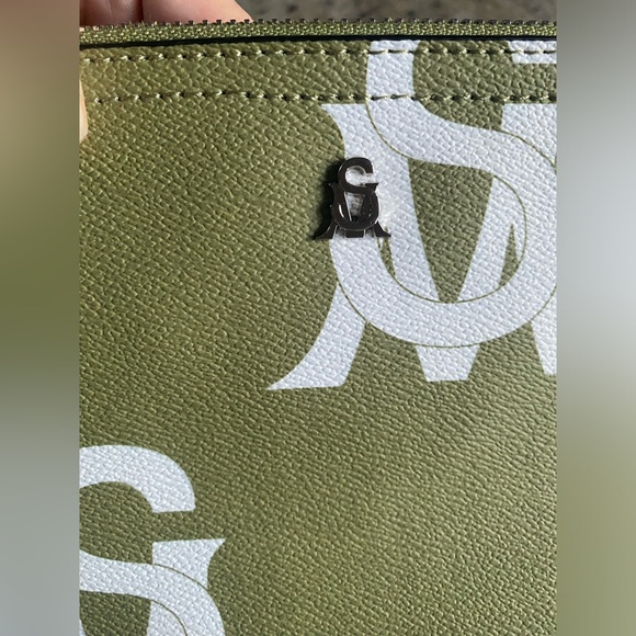 Amazingly unique Steve Madden Colorblock SM Crossbody NWT - Picture 4 of 8